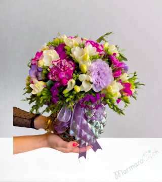 Frezyalı Bahar Aranjman