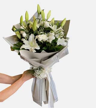 Kokulu Lilyum Buketi