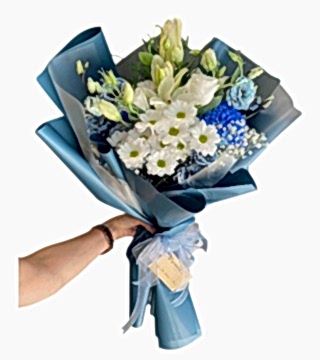 Mavi Beyaz Asalet Buketi