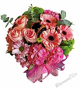 Pembe Tonlarda Kutu Çiçek 