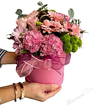 Pembe Tonlarda Kutu Çiçek 